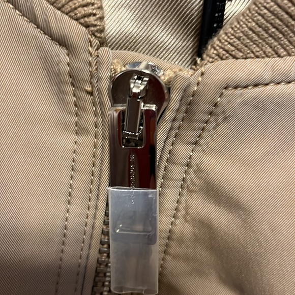 NWT-Burberry bomber coat-size 4 - Picture 6 of 7